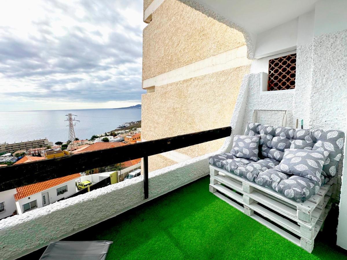 Modern Open-Plan Studio With Terrace And Sea View Табайба Экстерьер фото